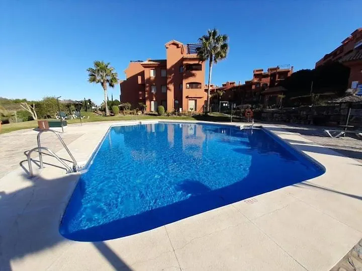 Apartamento Duplex Con Piscinas Y Maravillosas Vistas Al Mar 에스테포나